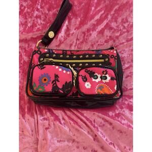 Betsey Johnson Betseyville Wristlet Clutch Hot Pink Paisley Floral Zipper